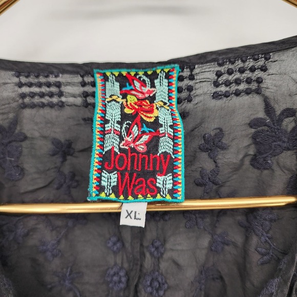 Johnny Was Black Floral Embroidery Tunic Top Size XL - Picture 3 of 7